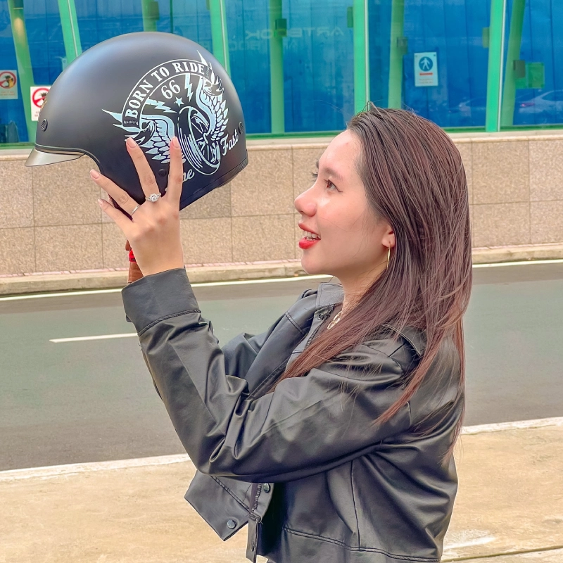 Công dụng mũ bảo hiểm giúp bảo vệ tóc