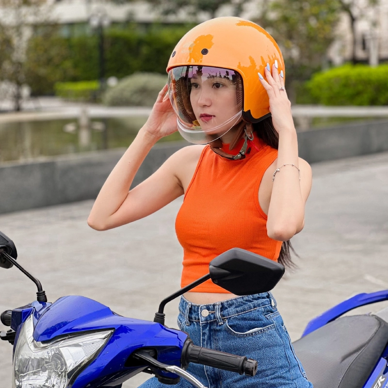 Đội mũ bảo hiểm giúp bảo vệ toàn diện