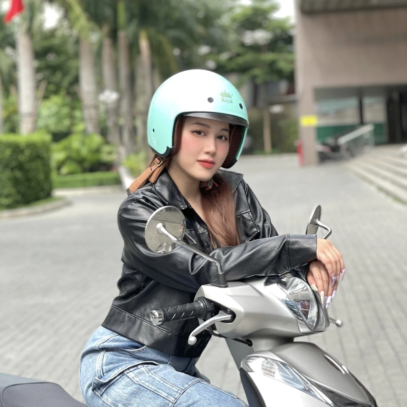 Công dụng nón bảo hiểm là truyền thông văn hóa giao thông