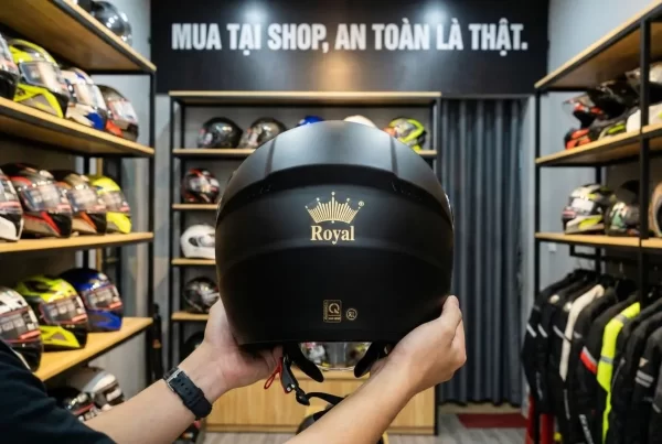 Mũ bảo hiểm đạt chuẩn có tem CR