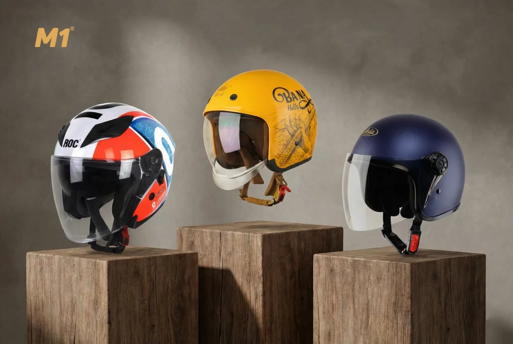 Bán mũ bảo hiểm gần đầy