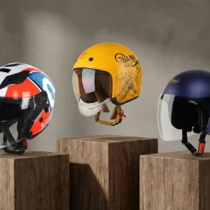 Bán mũ bảo hiểm gần đầy