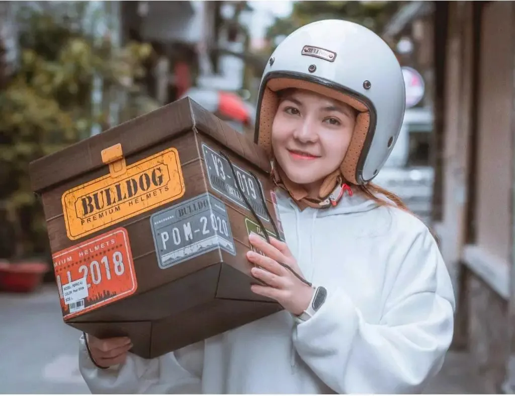 Mũ bảo hiểm 3/4 Bulldog Perro 4U